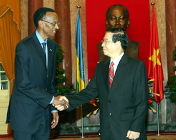 Tổng thống nước CH Rwanda Paul Kagame thăm chính thức Việt Nam